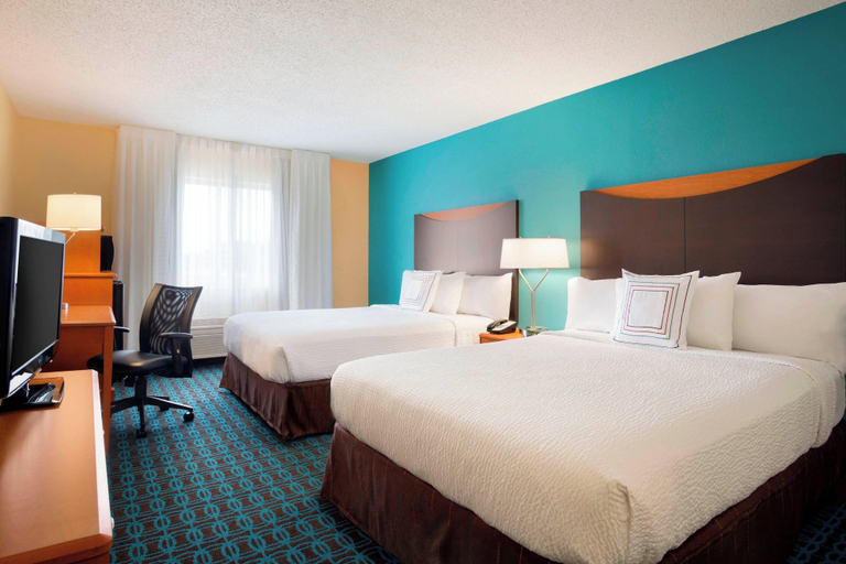 Bedroom 3, Fairfield Inn & Suites Fort Worth University Drive, Fort Worth