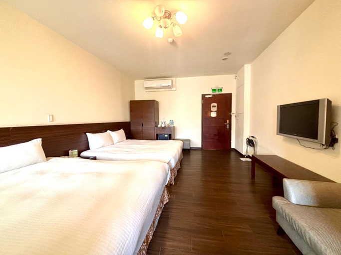 Bedroom 16