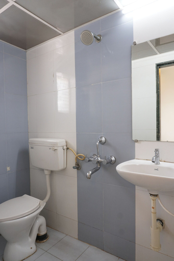 Bathroom 5, Hotel Pavitra, Pune