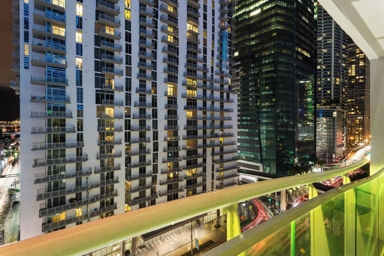 Exterior & Views 2, Courtyard by Marriott Miami Downtown, Miami-Dade
