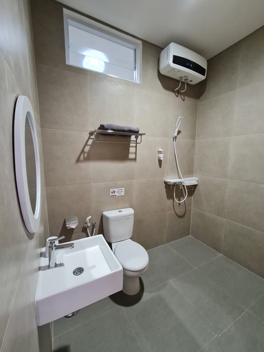 bathroom 8