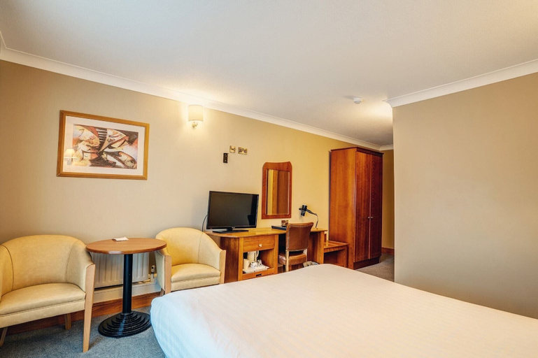 Bedroom 3, Ballina Manor Hotel