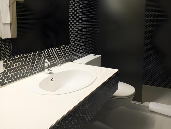 Bathroom 3