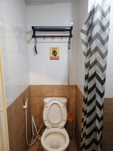 Bathroom 4