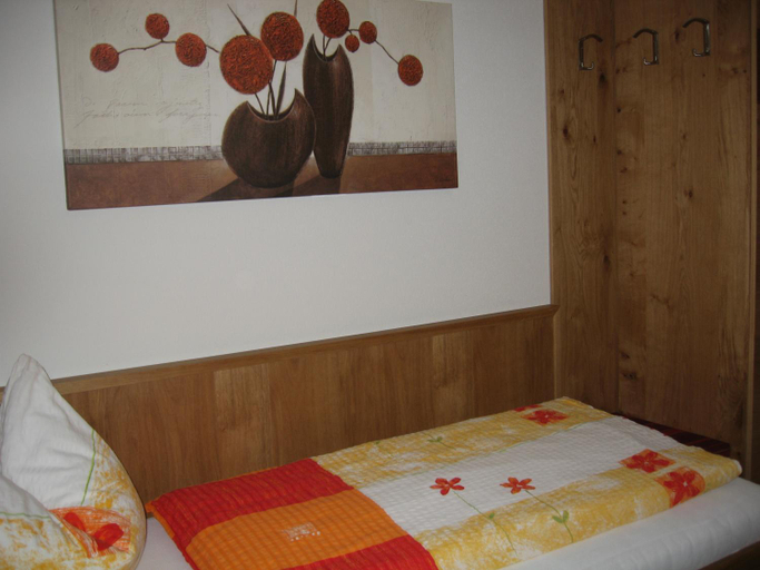 Others 3, Haus Bergfriede, Schwaz