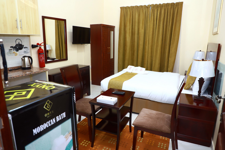 Bedroom 2, ONYX HOTEL APARTMENTS, Ajman