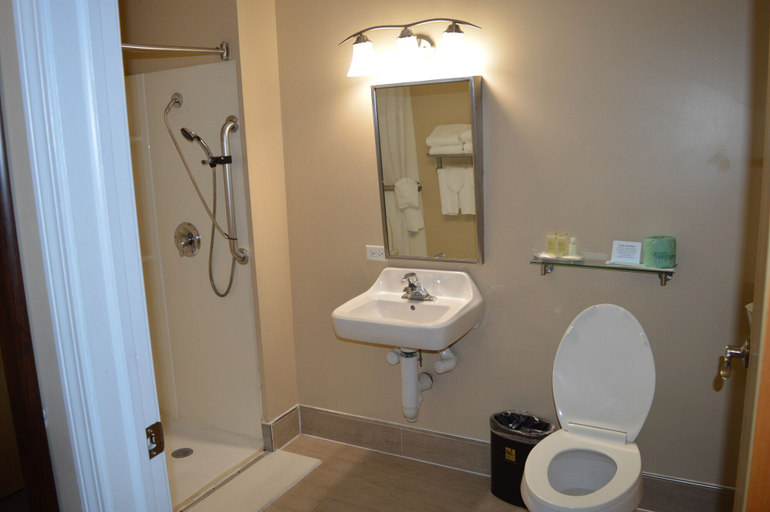 Bathroom 9