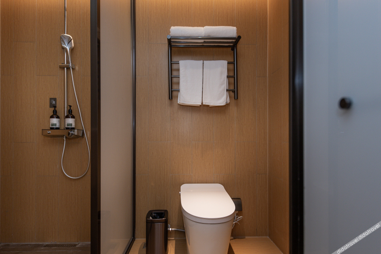 Bathroom 4, Ji Hotel Haiyan Economic Development Zone Harbor Avenue, Jiaxing