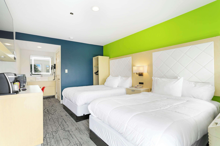 Bedroom 8