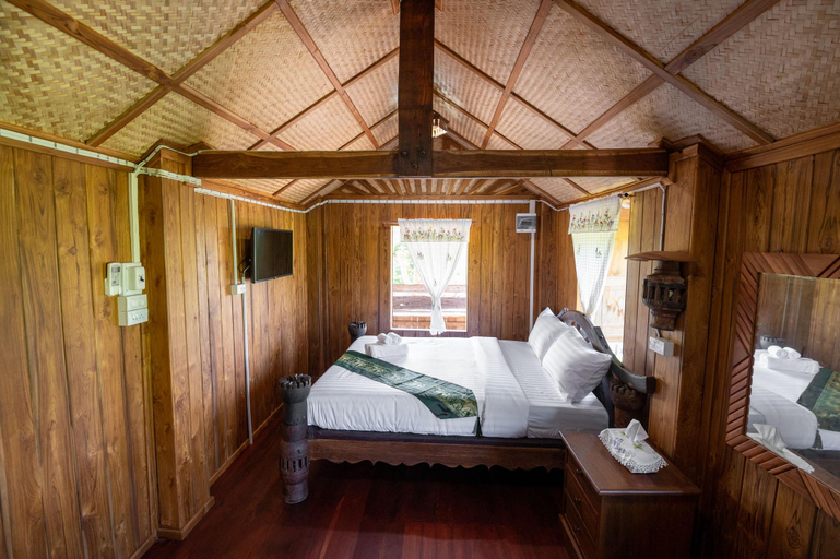 Bedroom 12