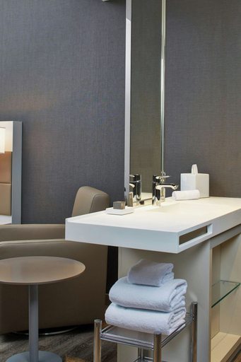 Bathroom 4, AC Hotel by Marriott Seattle Bellevue/Downtown, King