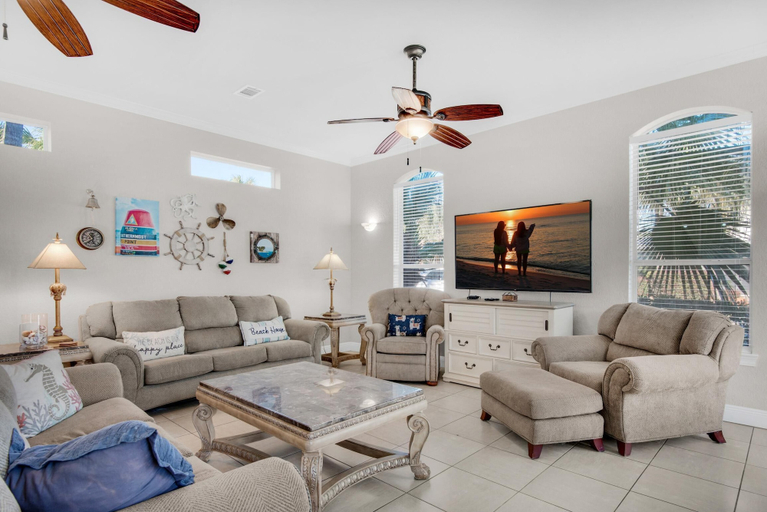 Others 3, Miramar Magic, Walton
