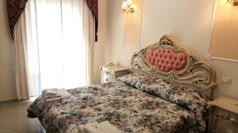 Bedroom 3, Colosseo Rooms Imperial Rome, Rome