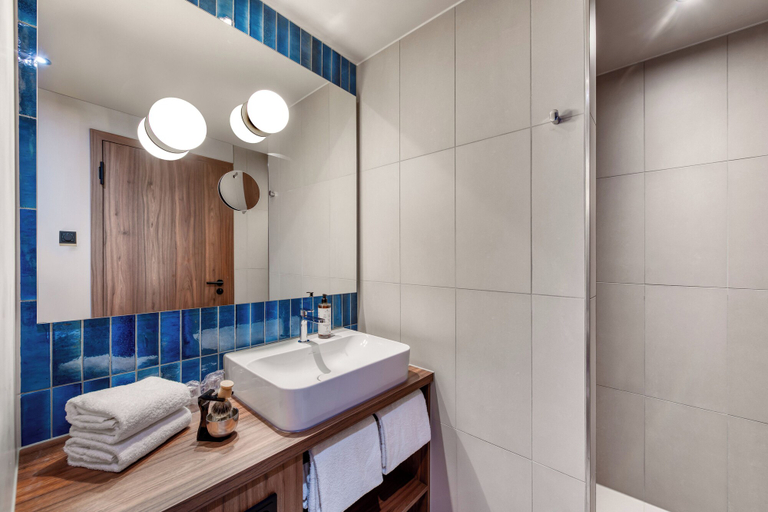 Bathroom 5, Stadthotel Neumarkt Mitte, Neumarkt in der Oberpfalz