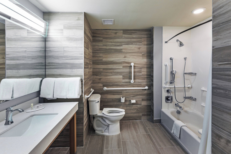 Bathroom 5, Courtyard by Marriott South Padre Island, Cameron