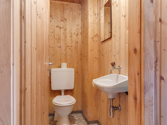 Bathroom 3, Chalet in Matrei Near Ski Lift & Bus, Lienz