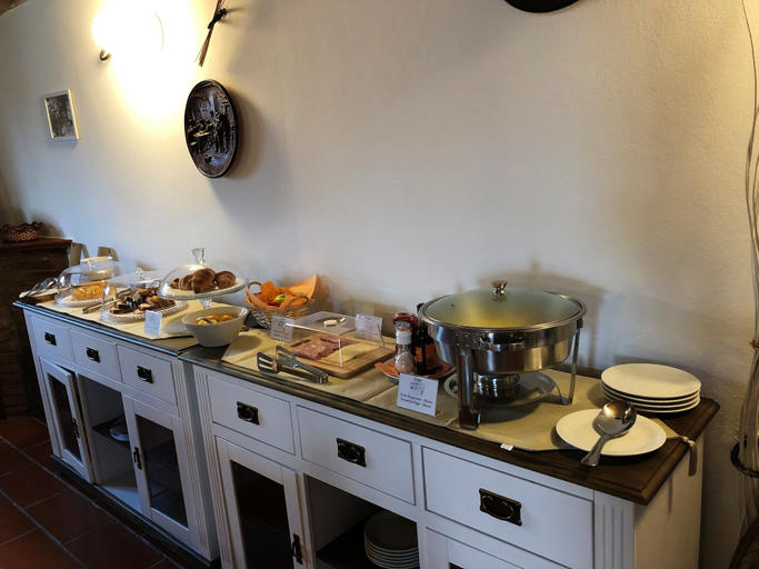 Food & Drinks 4, Il Contado - Room and Breakfast-, Modena