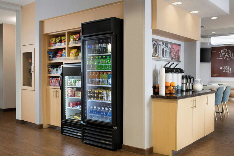 Food & Drinks 5, TownePlace Suites by Marriott Laredo, Webb