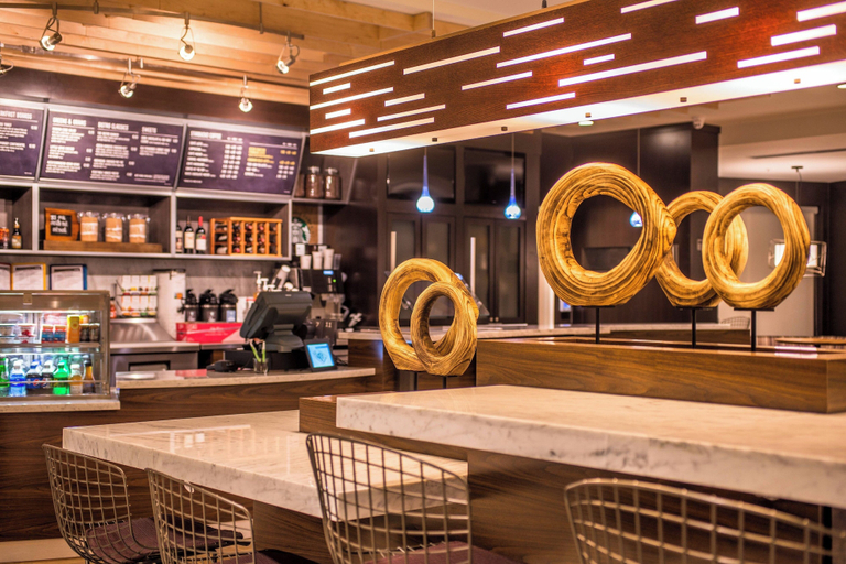 Food & Drinks 5, Courtyard by Marriott Detroit Farmington, Oakland