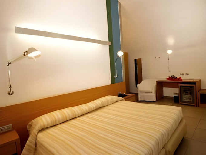 Bedroom 15