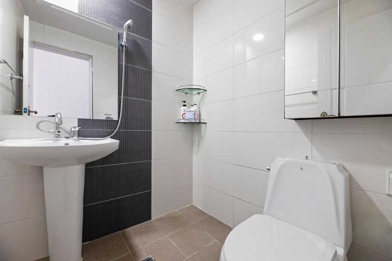 Bathroom 3, Buan Tomynspa Pension, Buan
