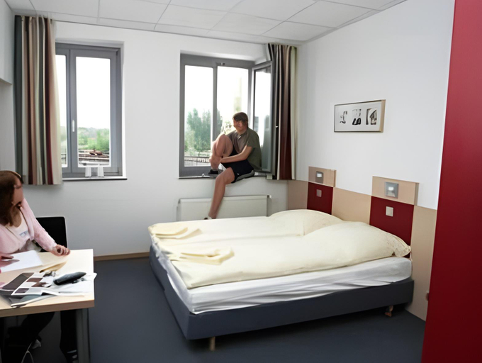 Bedroom 8