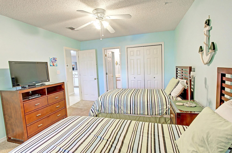 Bedroom 3, Maravilla 3202, Walton