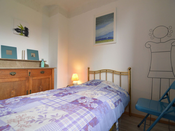 Bedroom 2, Holiday Home With Garden, Heating, Barbecue, Liège