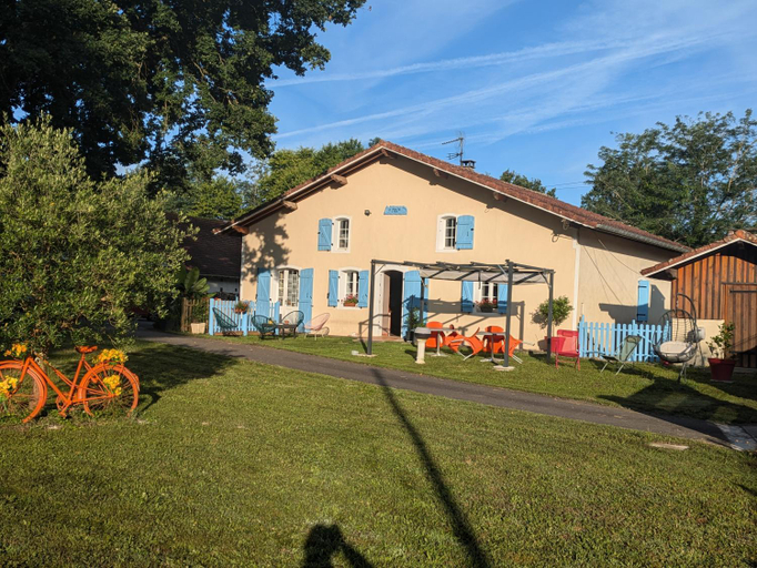 Others 3, MAISON PRATS, Landes