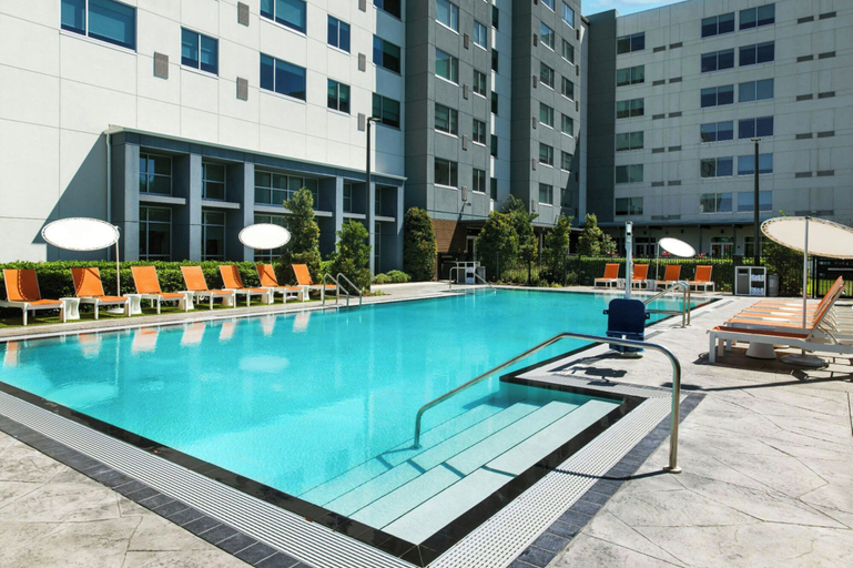 Sport & Beauty 5, Aloft by Marriott Orlando at SeaWorld, Orange