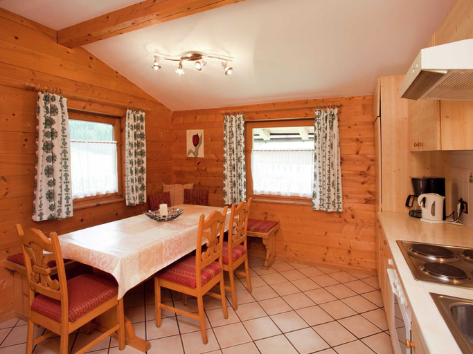 Others 5, Apartment in Waidring Near Ski Slopes, Kitzbühel