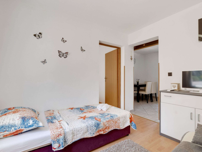Bedroom 5, Simplistic Holiday Home in Jasenice Rovanjska near Sea, Jasenice