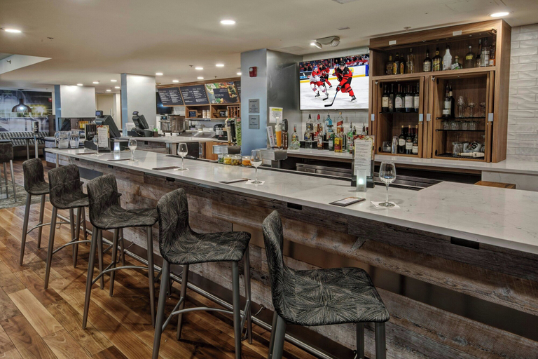 Food & Drinks 5, Courtyard By Marriott Vanderbilt-West End, Davidson
