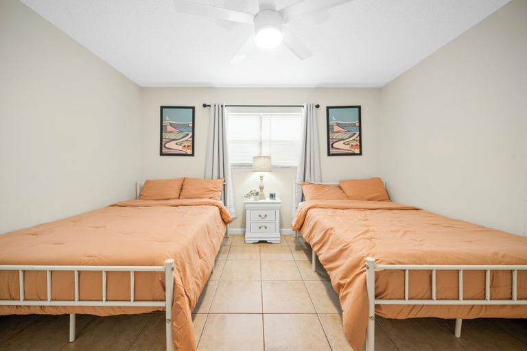 Bedroom 3, Riverwatch Apartments by Lowkl, Martin