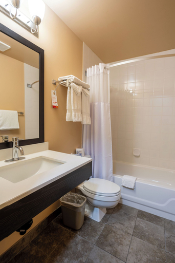 Bathroom 4, Ramada by Wyndham Cranbrook, East Kootenay