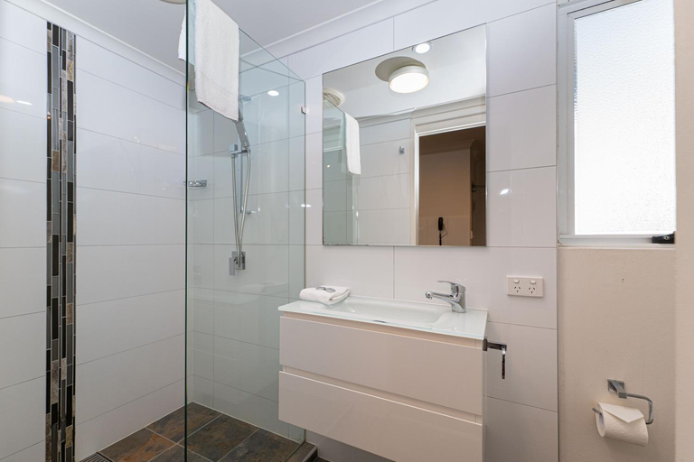 Bathroom 4, Twin Quays Noosa, Noosa - Noosa-Noosaville