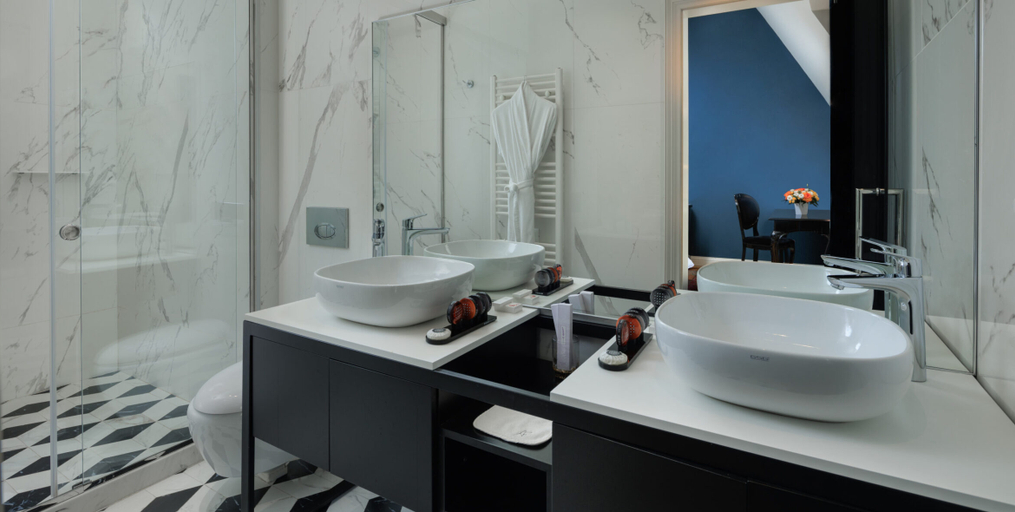 Bathroom 5, Arté Boutique Hotel, Tiranës