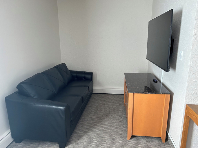 Others 5, Anavada Inn & Suites Grande Prairie, Division No. 19