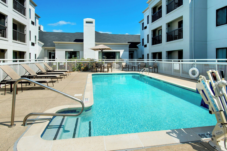 Sport & Beauty, Courtyard by Marriott New Haven Orange-Milford, New Haven