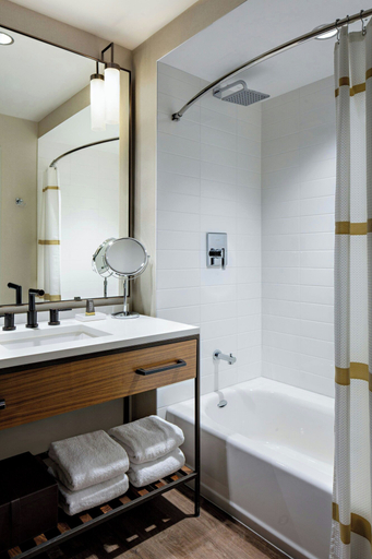 Bathroom 5, Houston Cityplace Marriott at Springwoods Village, Houston