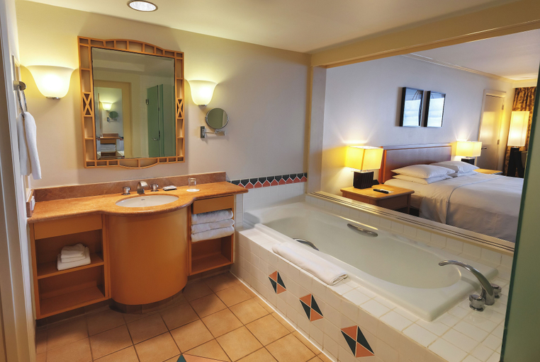 Bathroom 5, Hyatt Regency Guam, Tumon