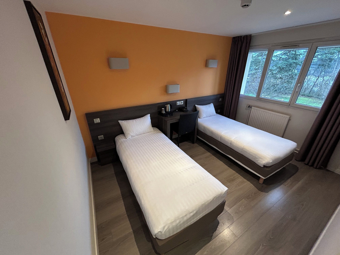 Bedroom 15