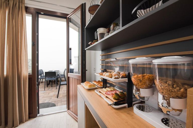 Food & Drinks 5, Room 86, Trapani