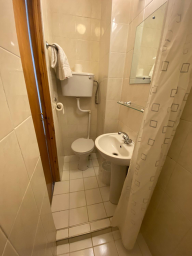 Bathroom 4, European Hotel, London