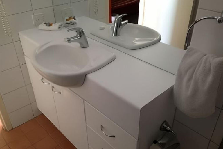Bathroom 12