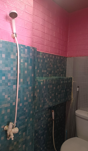 Bathroom 5, 2BR Apartemen Green Valley Balikpapan, Balikpapan