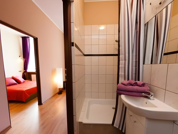 Bathroom 17