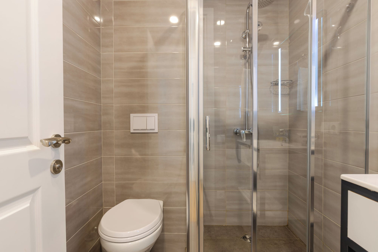 Bathroom 5, Boulevard Hotel Batumi, Batumi