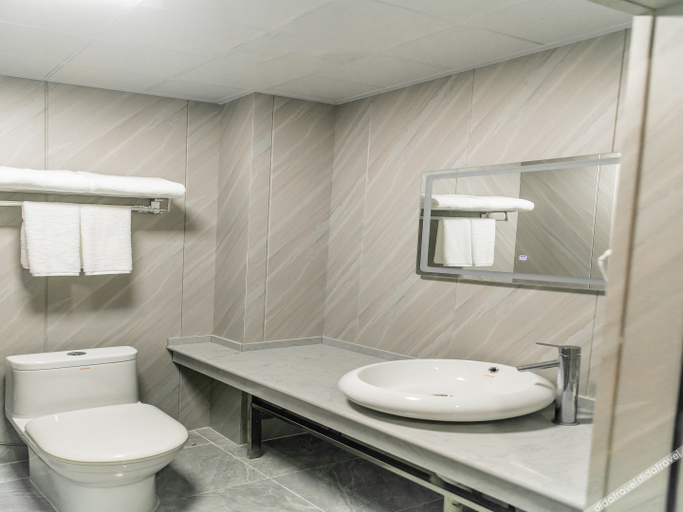 Bathroom 3, Elan Hotel (Gucheng High-tech Zone), Hengshui
