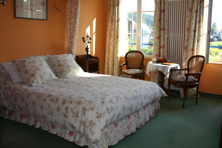 Bedroom 13